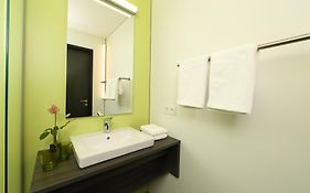 Economy-Hotel
